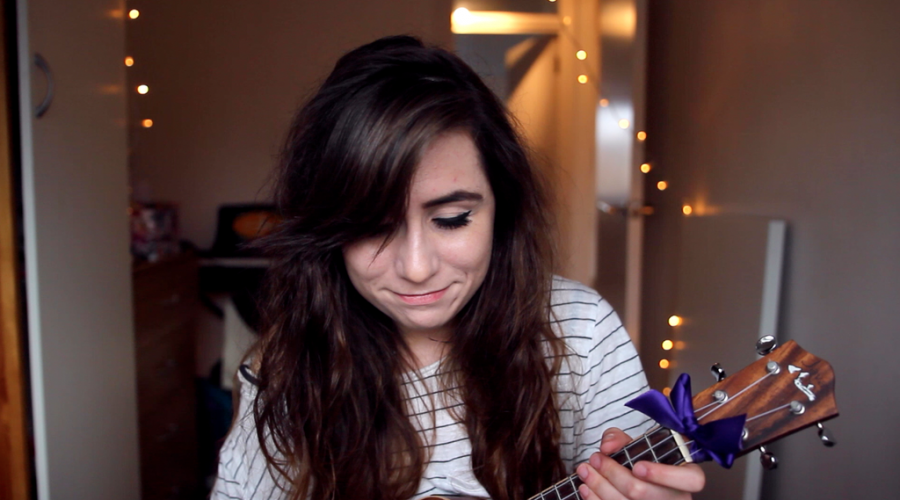 A+Look+at+Youtube+Celebrity+Dodie+Clark