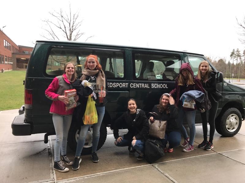 Weedsports Odyssey of the Mind Team (Ally Sims, Zoe Wejko, Kalista Hamilton, Coach Fletcher, Cassie Stanfield, Abbey Grady get ready to head to the competition in Binghamton.